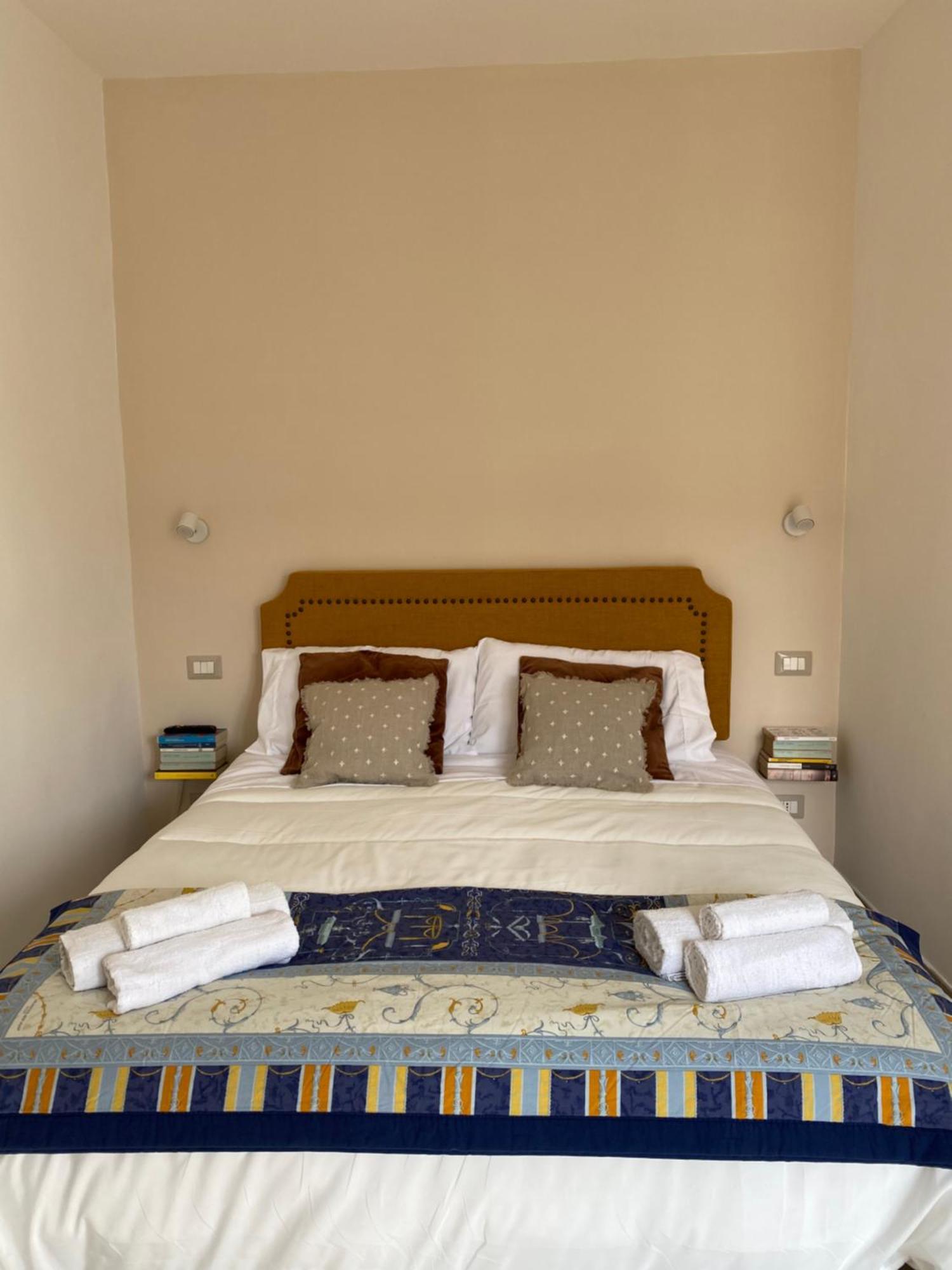All'Imbrunire Exlusive Apartment 萨莱诺 外观 照片